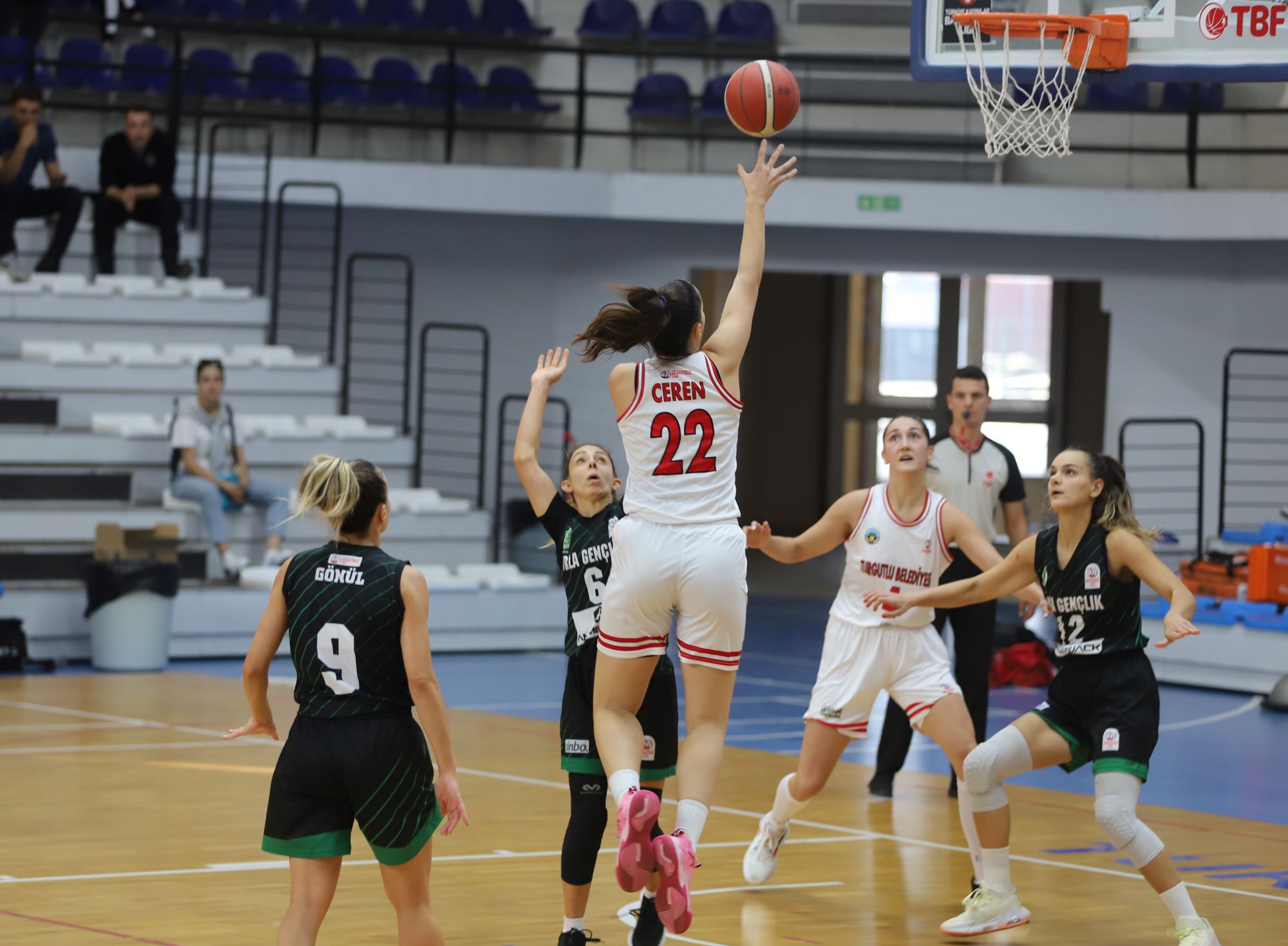 Turgutlu Belediyesi Kadın Basketbol Takımı İzmit’i Konuk Edecek Turgutlu Belediyesi Kadın Basketbol Takımı, 16 Aralık Cuma günü İzmit