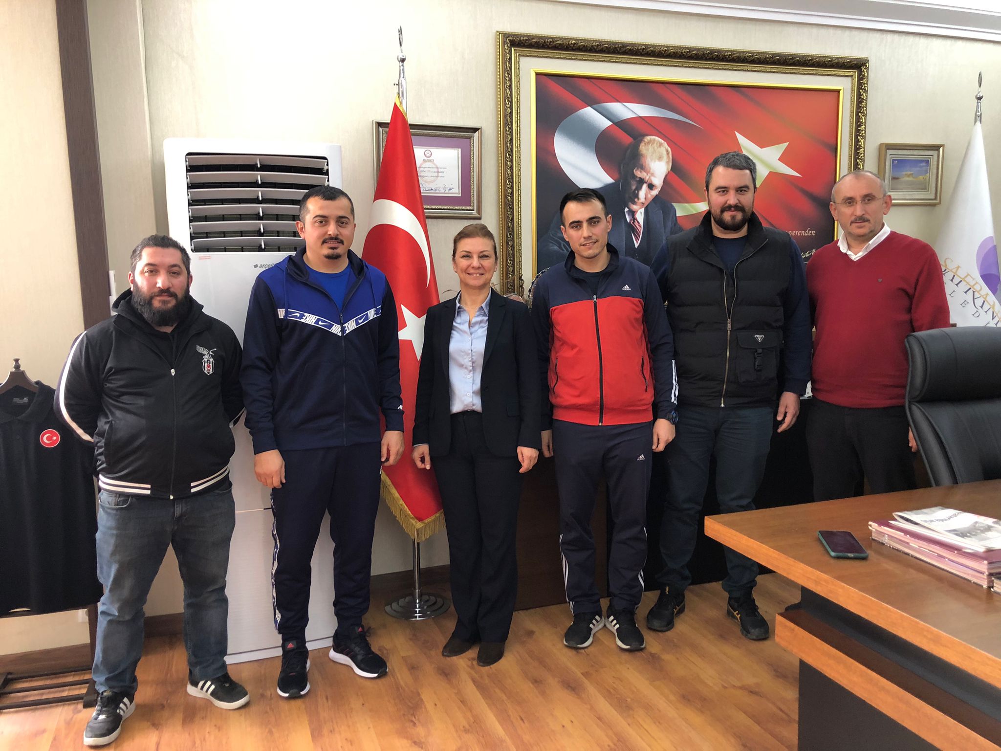 Her fırsatta sağlıklı yaşam için mutlaka spor yapılmasından yana olduğunun