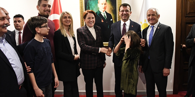 YSK üyelerine hakaret iddiasıyla yargılandığı davada siyasi yasak yolunu açan