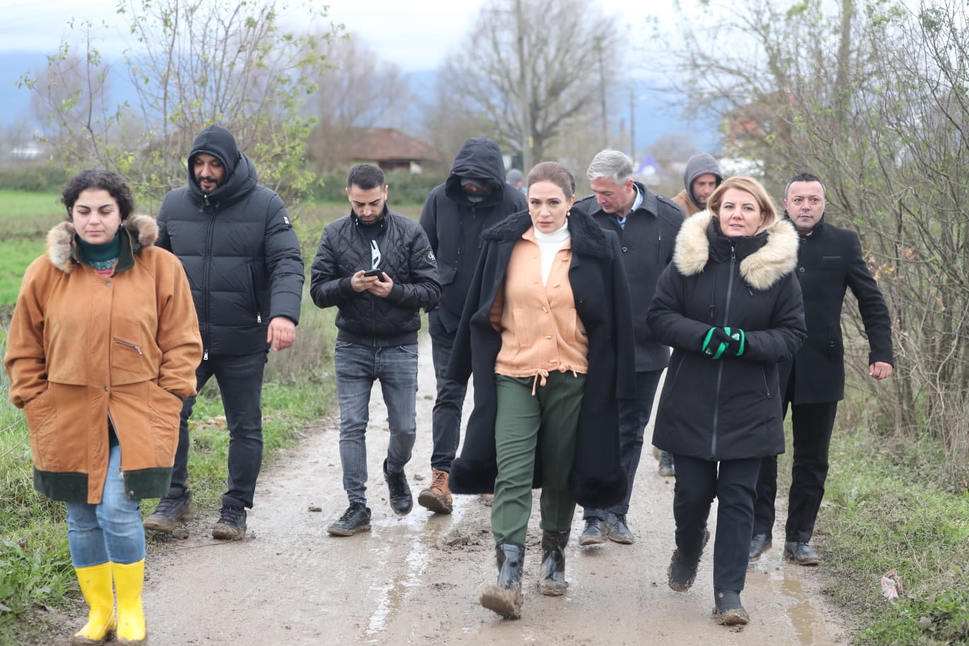 LEYLA HANIM FİLMİ GALAYA HAZIRLANIYOR! Hürriyet: Galayı İzmit halkıyla birlikte yapacağızDoğrudan halkın oylarıyla seçilen ilk