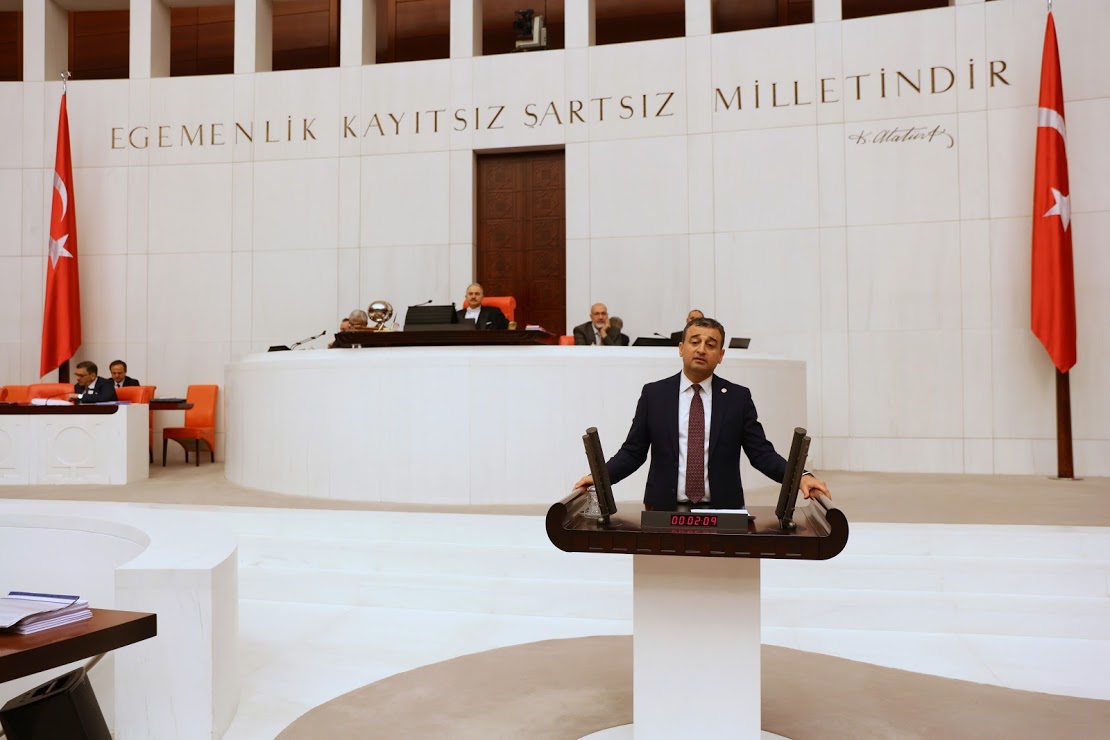CHP Adana Milletvekili Burhanettin Bulut, 2022 yılında en az 1
