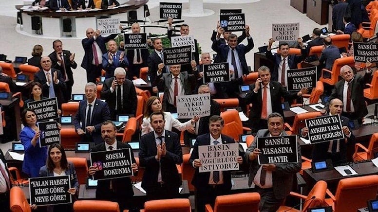 CHP Muğla Milletvekili ve Dijital Mecralar Komisyonu üyesi Av. Burak