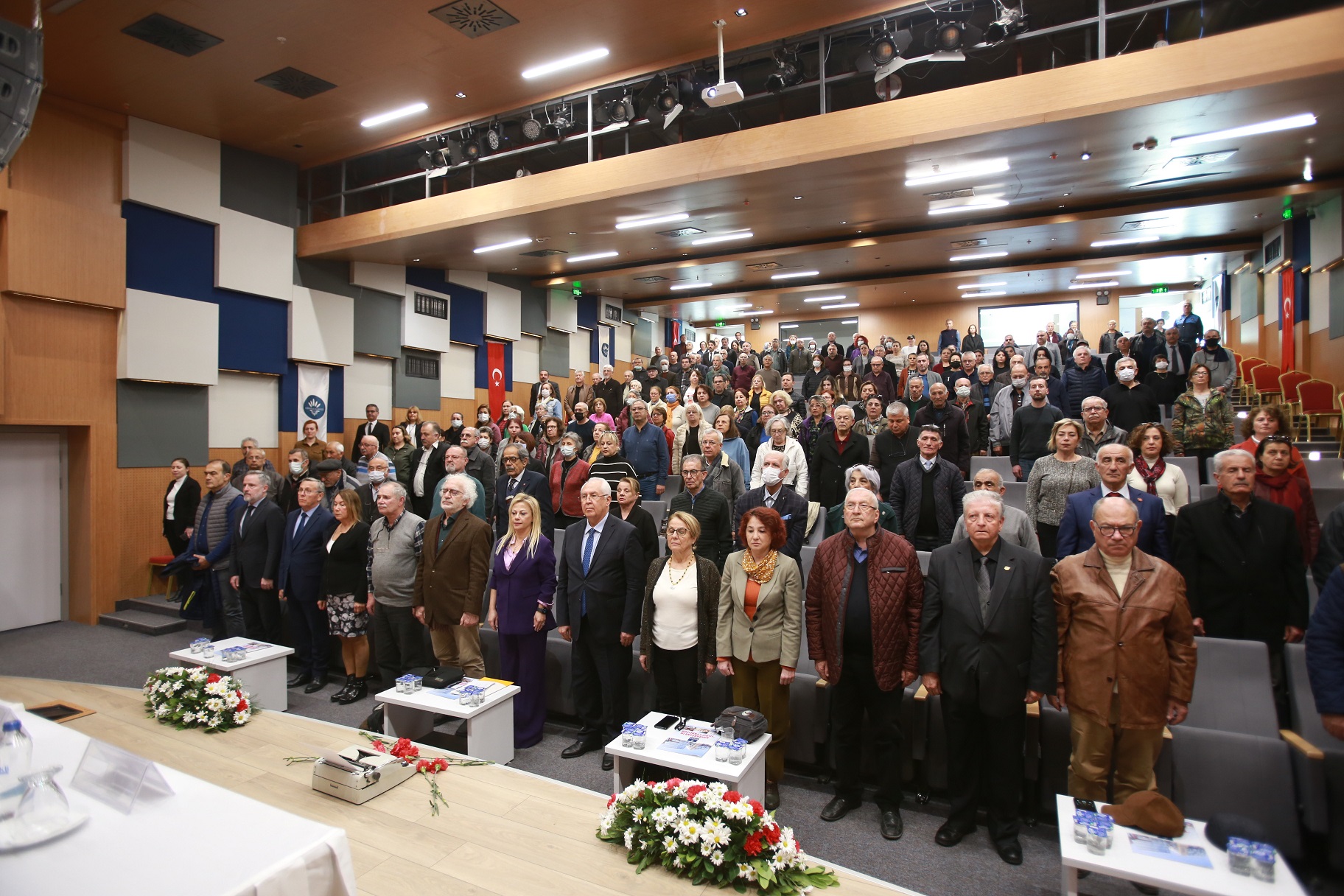 Karabağlar Belediyesi tarafından İzmir Gazeteciler Cemiyeti, ADD Karabağlar Şubesi ve
