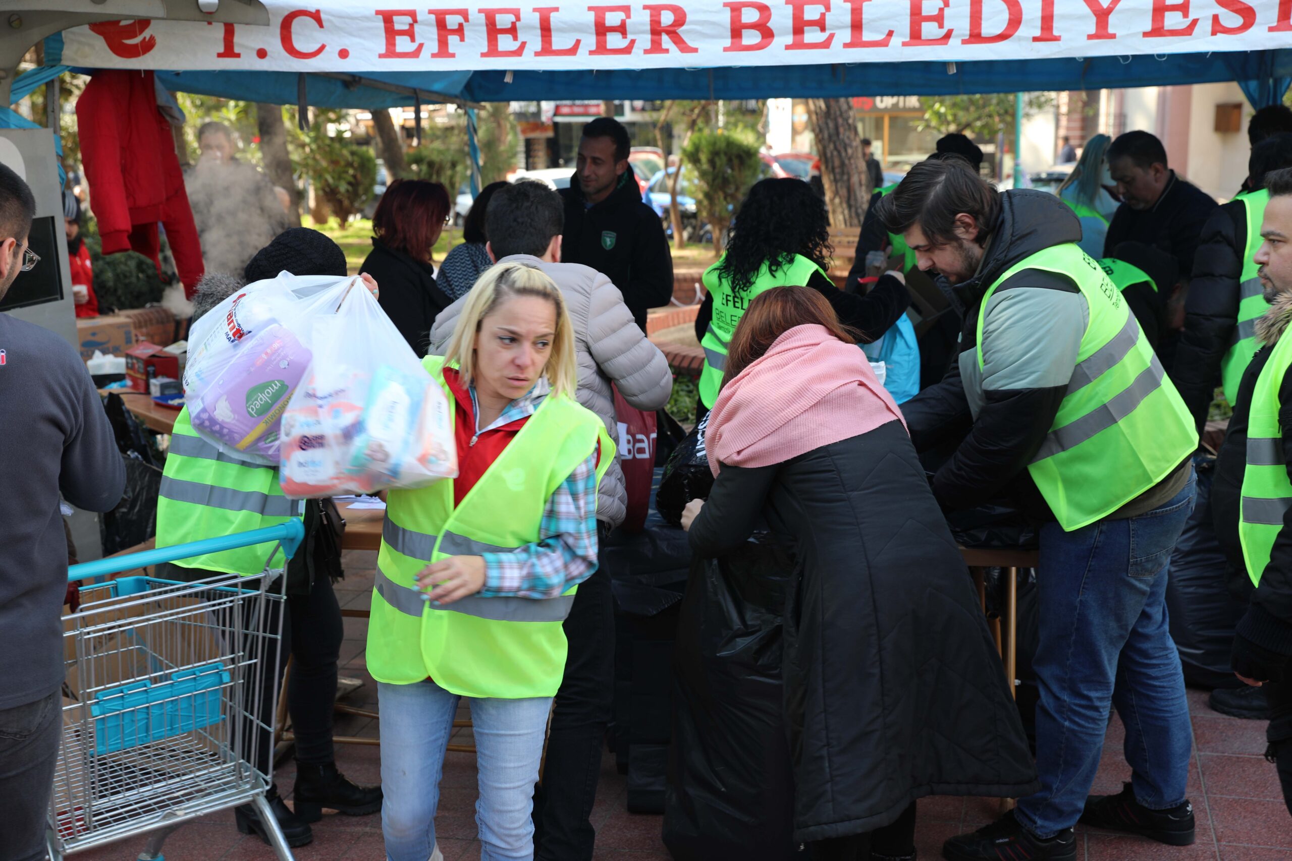 Efeler Belediyesi, Kahramanmaraş’ta meydana gelen ve 10 ilimizi etkileyen depremin