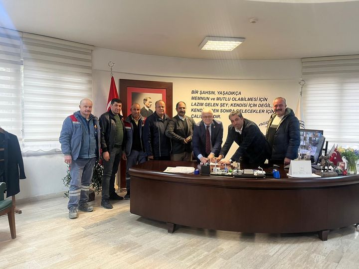 Burhaniye Belediyesi ve Burhaniye Belediyesi Personel A.Ş ile belediye çalışanı
