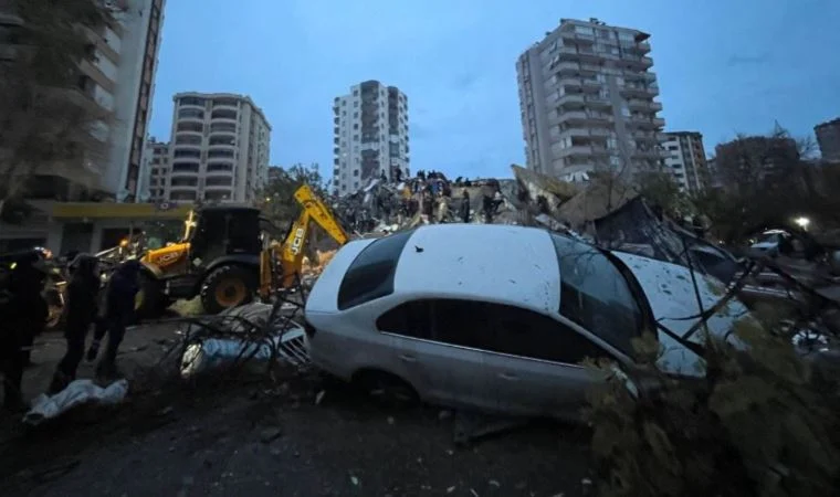 Kahramanmaraş’ta meydana gelen 7.4 büyüklüğündeki deprem, çevre illerde de hissedildi.