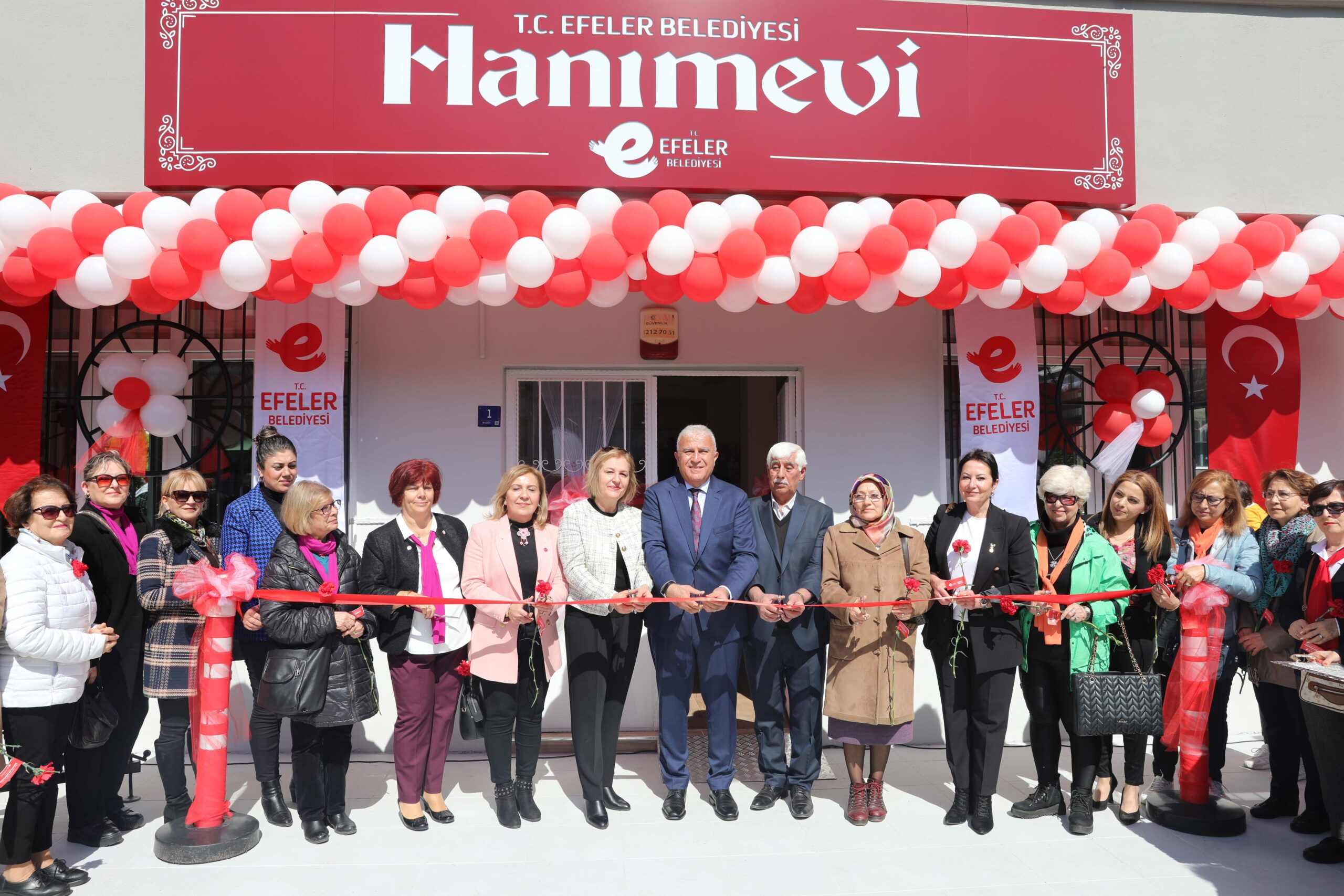 5’İNCİ HANIMEVİ AÇILDI Efeler halkına verdiği sözleri ardı ardına hayata