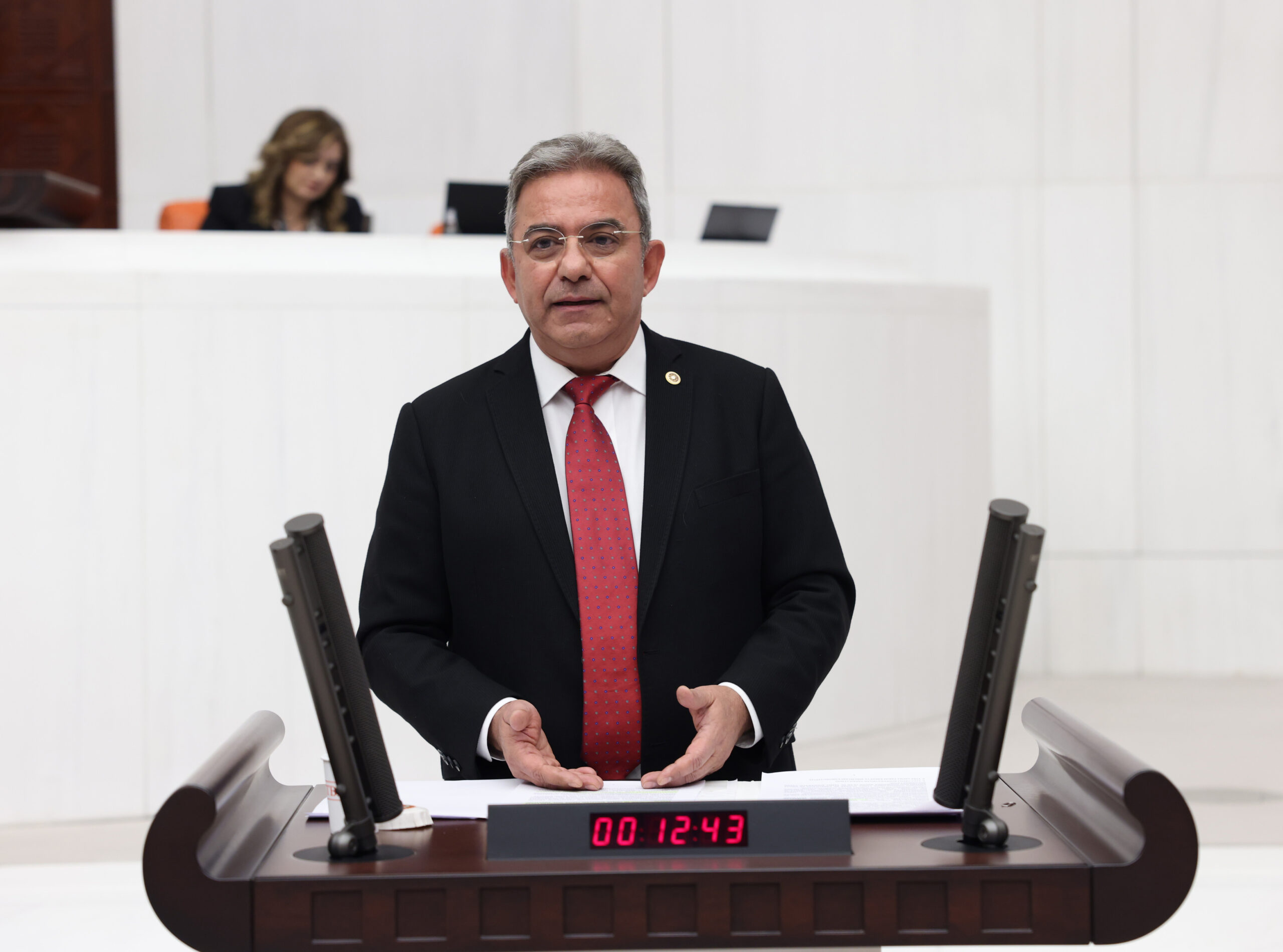 CHP’Lİ BUDAK: “ADRES TAŞIMA SÜRESİNİ UZATIN” “PARMAK BOYASI DEPREM SONRASI
