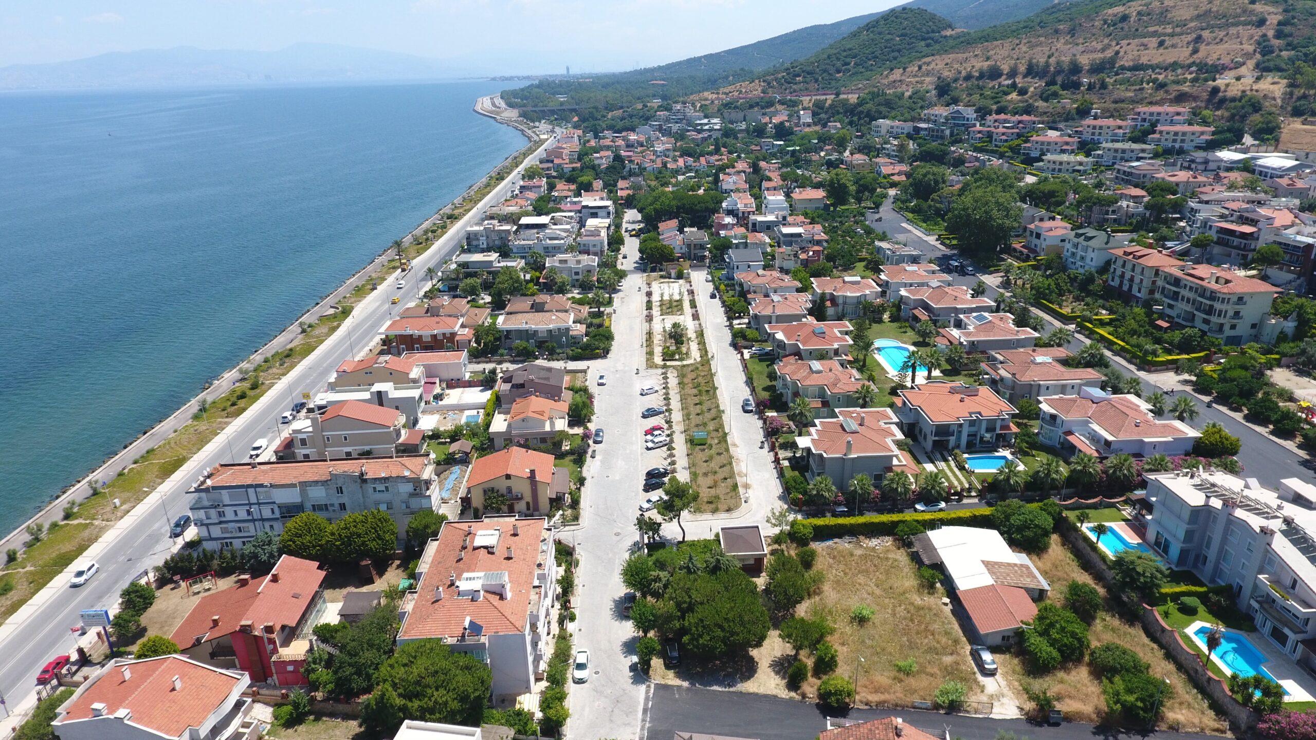 Narlıdere Belediyesi, hayata geçirdiği projeleriyle ilçeyi günübirlik turizmin merkezi yapmaya