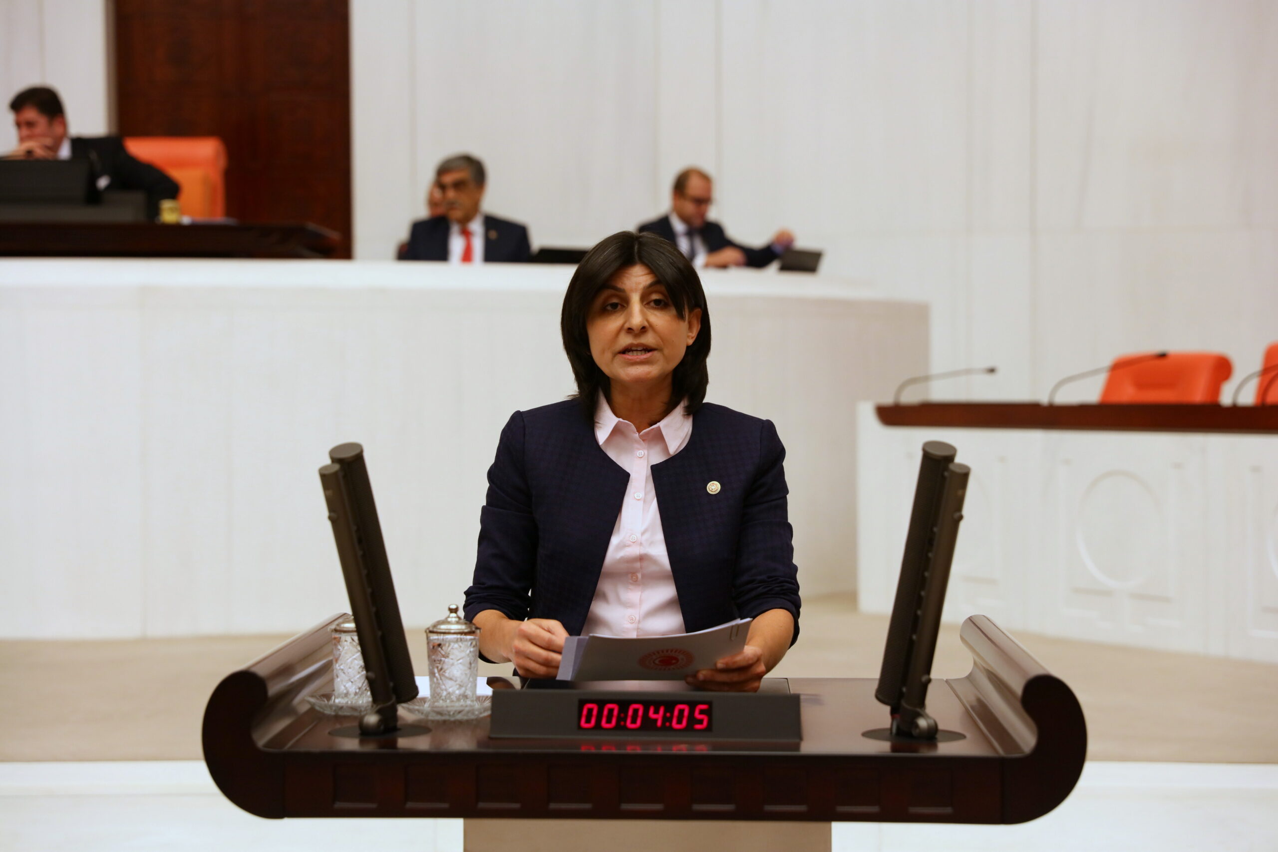 CHP’Lİ ÖZDEMİR: “TOPLANAN DEPREM YARDIM PARALARI İÇİN ULUSLARARASI ALANDA DE GÜVENSİZLİK HÂKİM” “TOPLANAN DEPREM YARDIM PARALARI İÇİN ULUSLARARASI ALANDA DE GÜVENSİZLİK HÂKİM”“BAĞIŞÇILAR