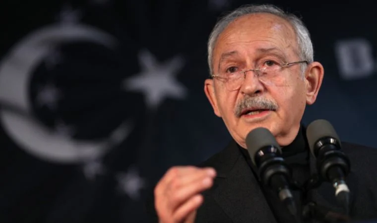 CHP lideri Kılıçdaroğlu’nun milletvekili aday listelerini oluşturmak için parti meclisinden