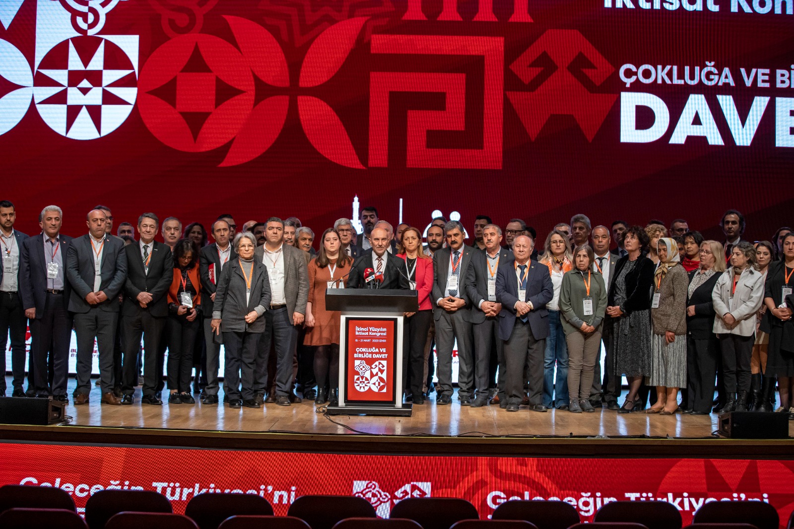 İzmir Büyükşehir Belediye Başkanı Tunç Soyer, İkinci Yüzyılın İktisat Kongresi’ni