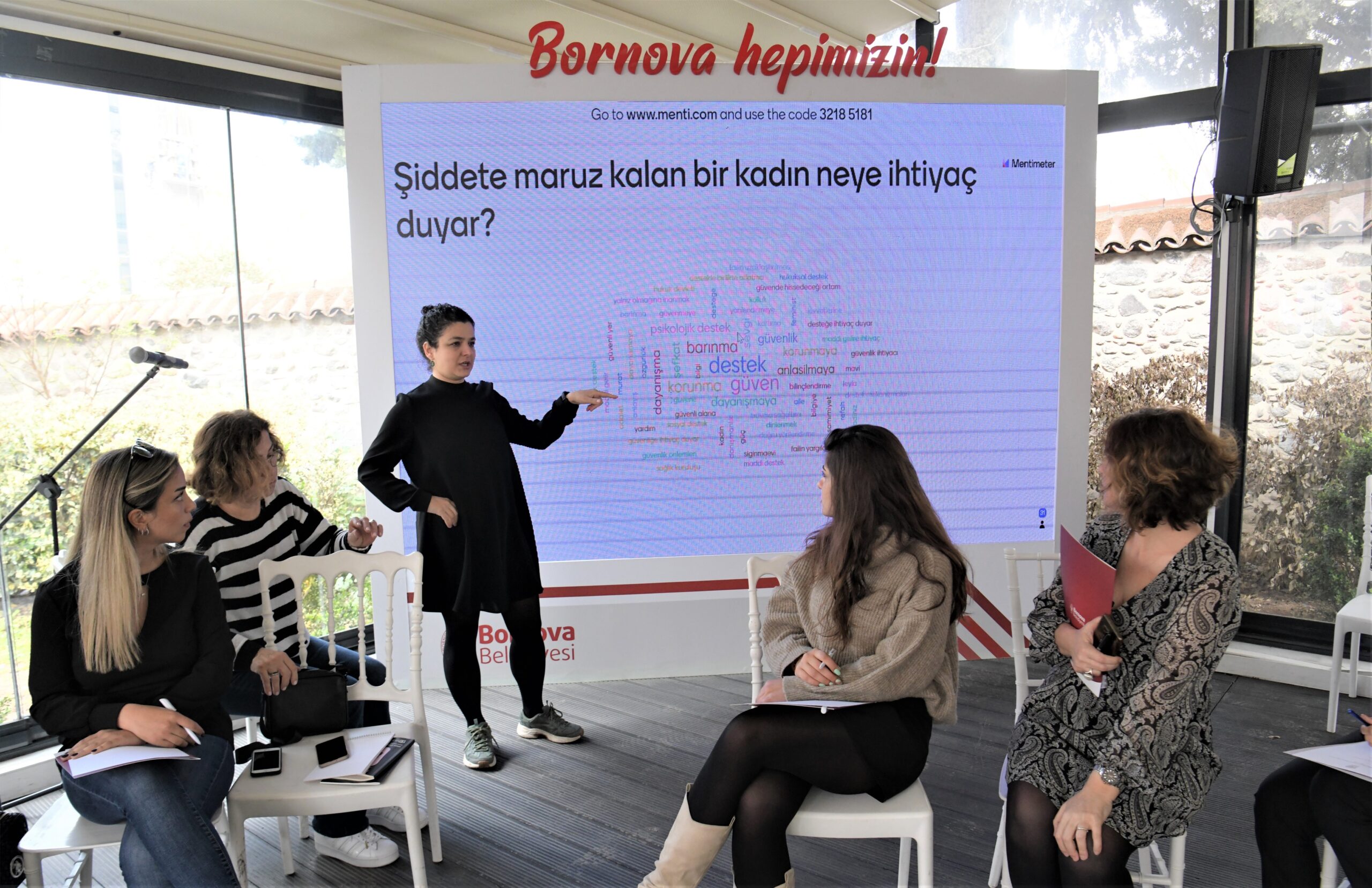 Kadınlara yönelik projelerle adından söz ettiren Bornova Belediyesi, İzmir Kadın