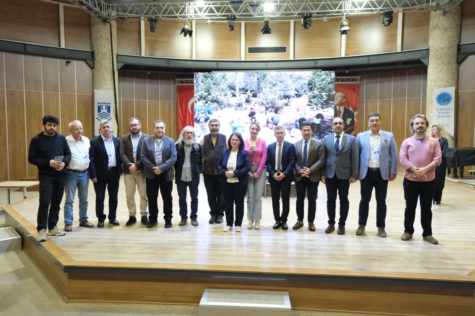 24 Nisan Pazartesi günü Herodot Kültür Merkezi’nde ‘’Yaşam İçin Felsefe’’ başlıklı