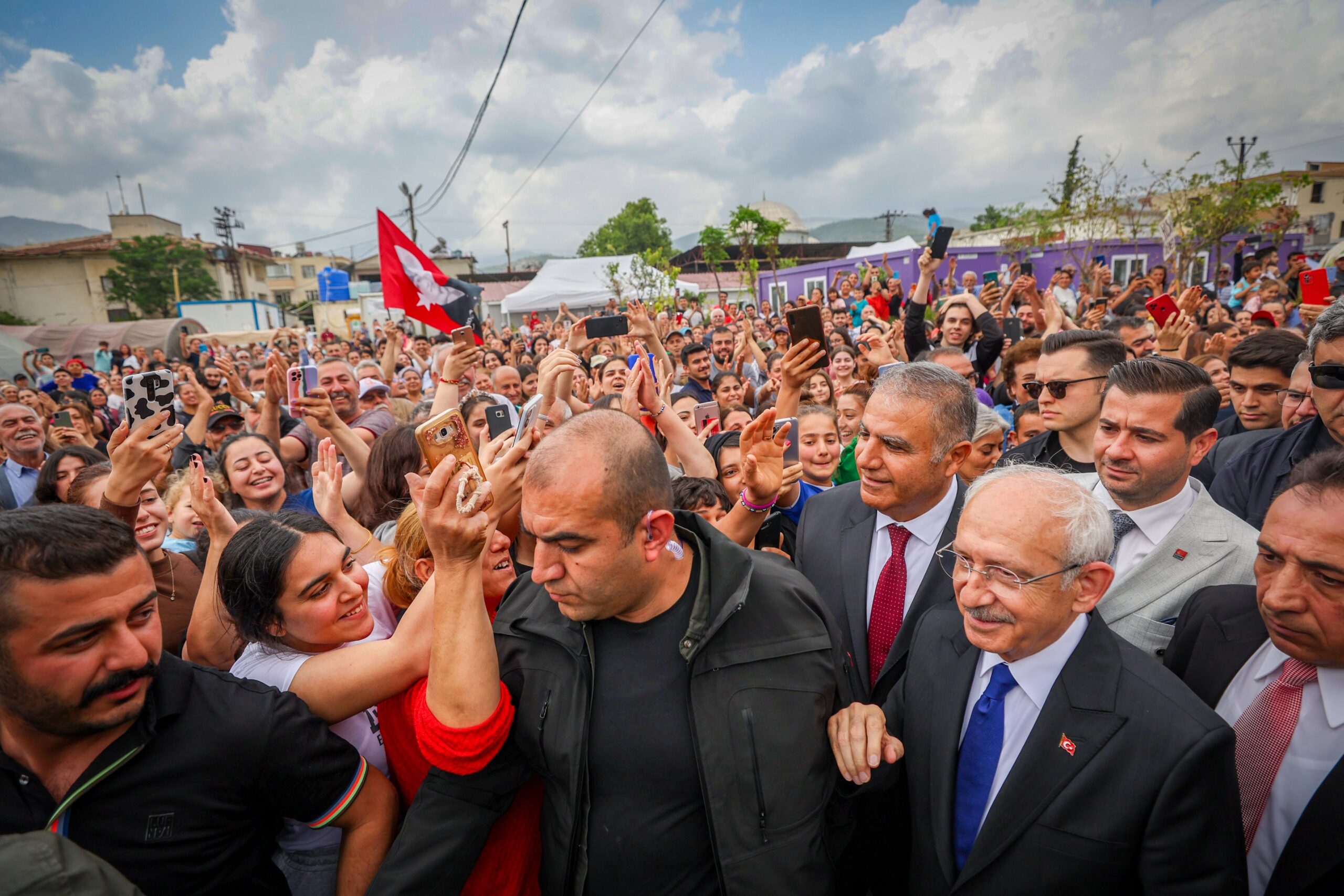Millet İttifakı Cumhurbaşkanı adayı Kemal Kılıçdaroğlu, yurttaşlara “kredi kartı borçlarınızı,