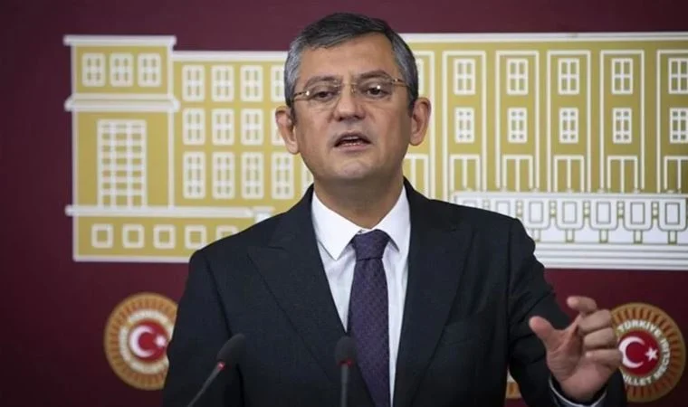 TBMM’de açıklamalarda bulunan CHP Grup Başkanvekili Özgür Özel, Kılıçdaroğlu’nun cumhurbaşkanı