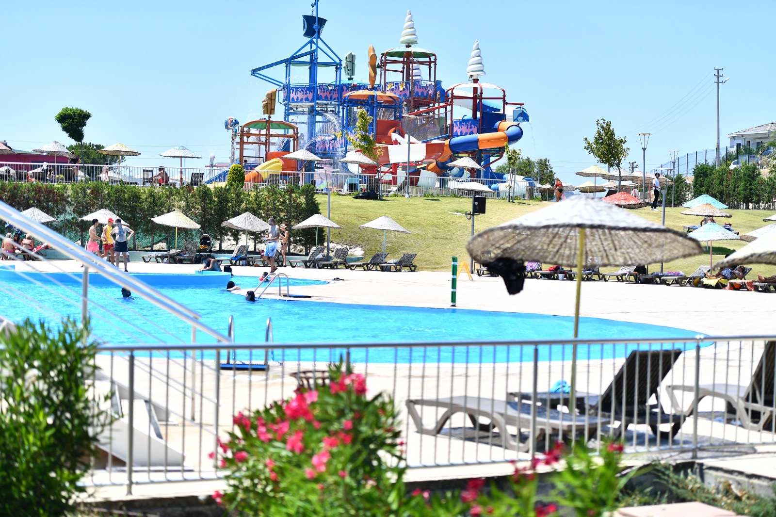 İzmir Büyükşehir Belediyesi’ne bağlı İZENERJİ, Çeşme Belediyesi ve İzmirli yatırımcıların