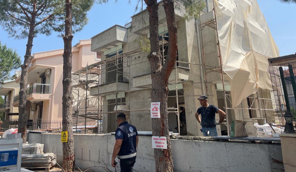 DİDİM’DE İNŞAAT YASAĞINA YÖNELİK DENETİM ÇALIŞMALARI SÜRÜYOR Didim Belediyesi ekipleri turizm sezonunun başlaması ile birlikte 15 Mayıs’ta