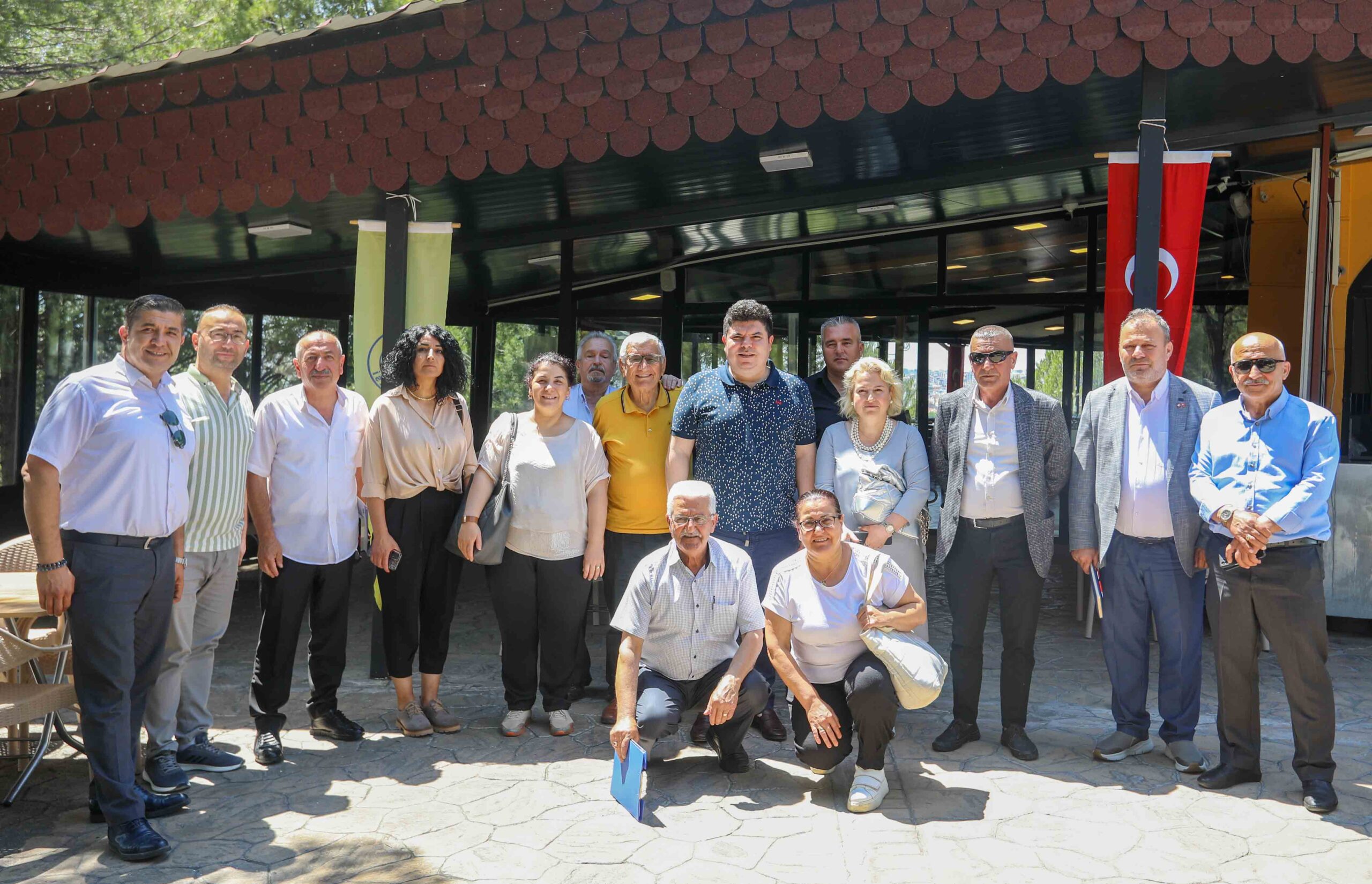 Başkan Kılıç 47 muhtarla bir araya geldi KATILIMCI yönetim anlayışını