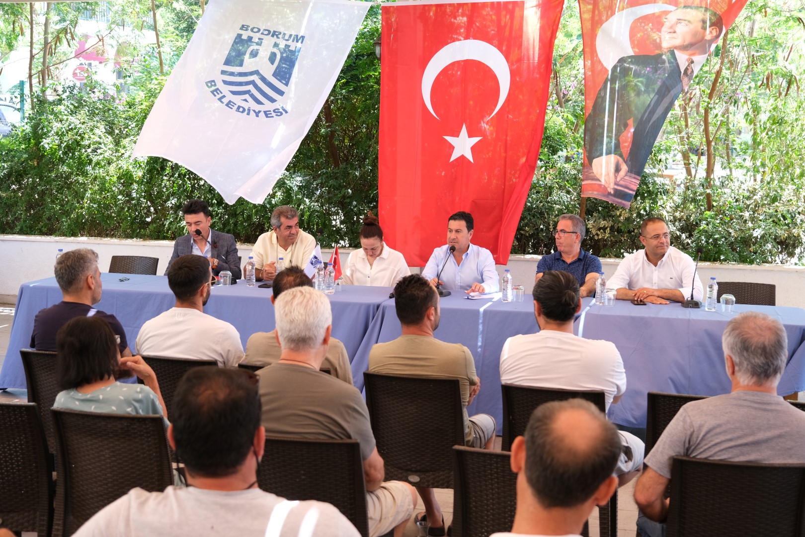 Bodrum Belediye Başkanı Ahmet Aras, Bitez yalısı başta olmak üzere bölgede