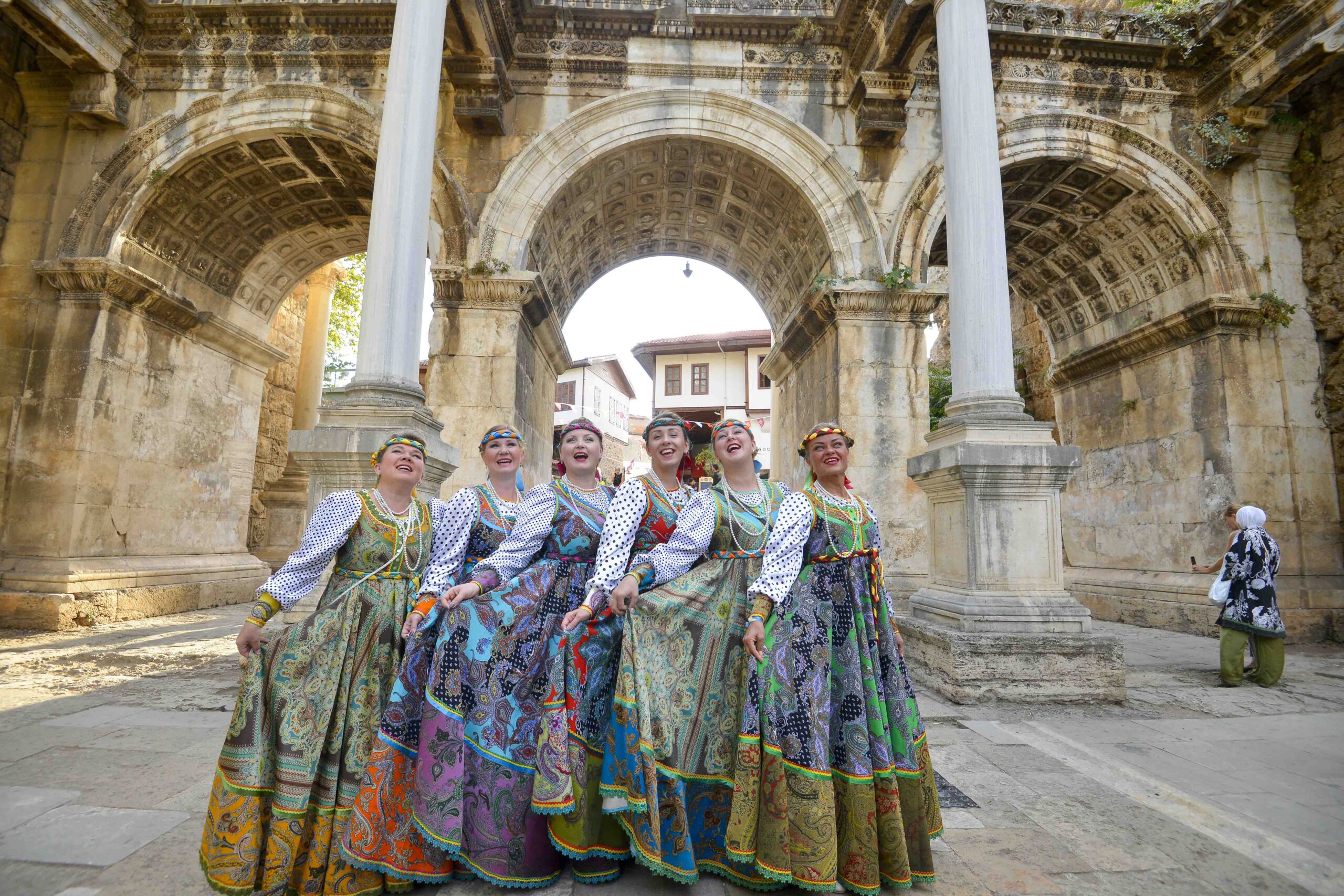 Bin 250 şehirde tanıtım Muratpaşa Belediye Başkanı Ümit Uysal, yeni yerler, kültürler ve insanlar