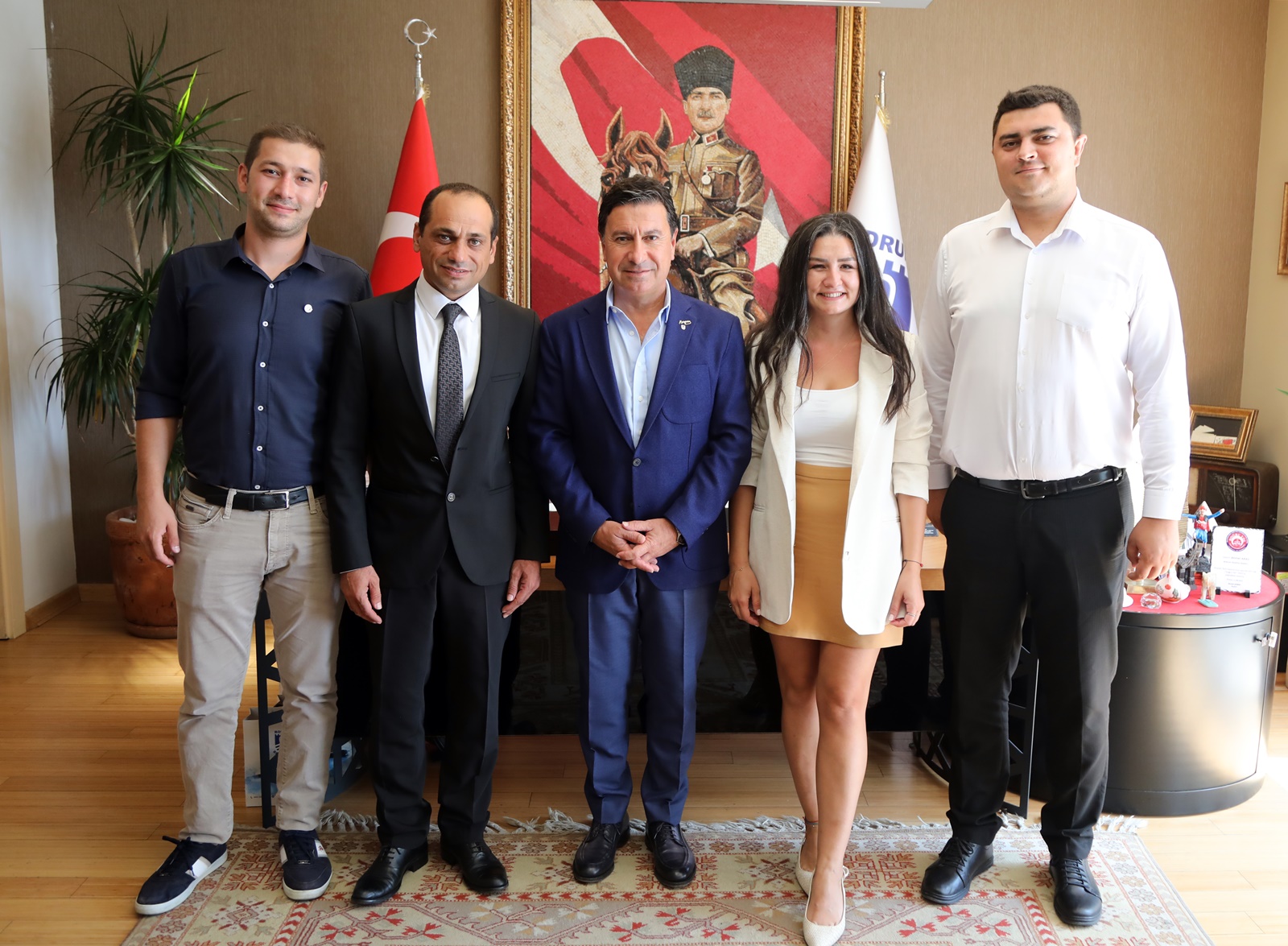 ÜNİVERSİTE ÖĞRENCİLERİ İÇİN PROTOKOL İMZALANDI  TEV İLE BODRUM BELEDİYESİ’NDEN “OKUTAN BODRUM” PROJESİ  Türk