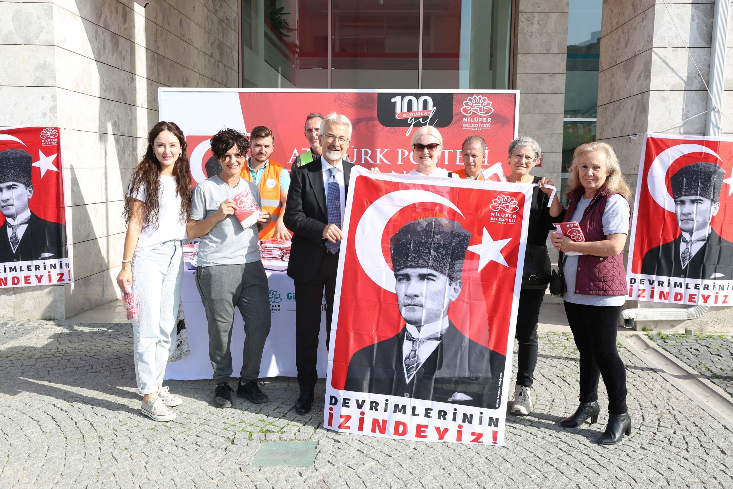 Nilüfer Belediyesi 29 Ekim Cumhuriyet Bayramı’nda büyük gururu yine bütünkente