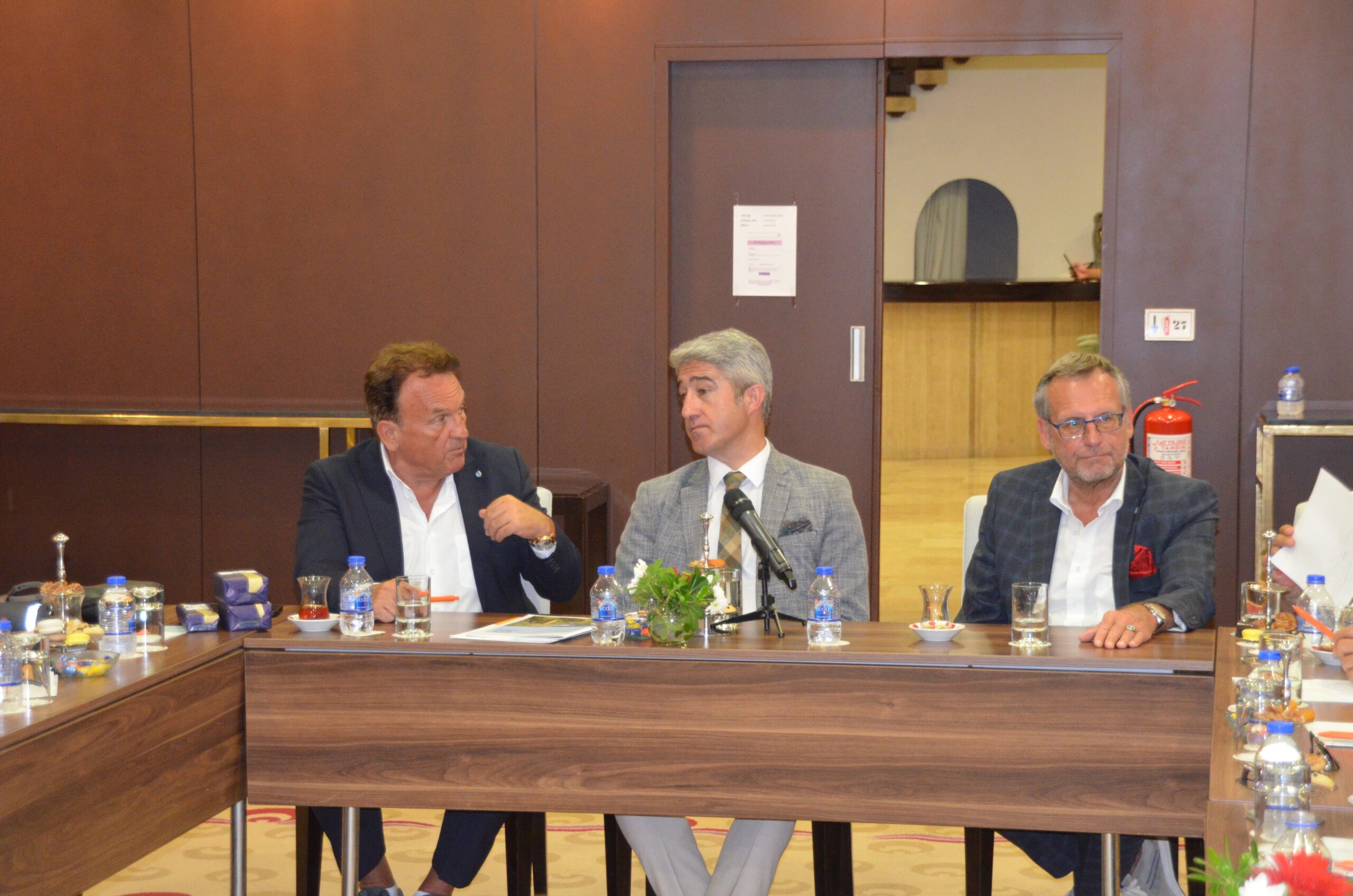 YAZ SEZONU UZADI SIRA KIŞ SEZONUNDA Marmaris Belediyesi ve turizm bileşenleri, erken Mart’tan geç Kasım’a uzayan