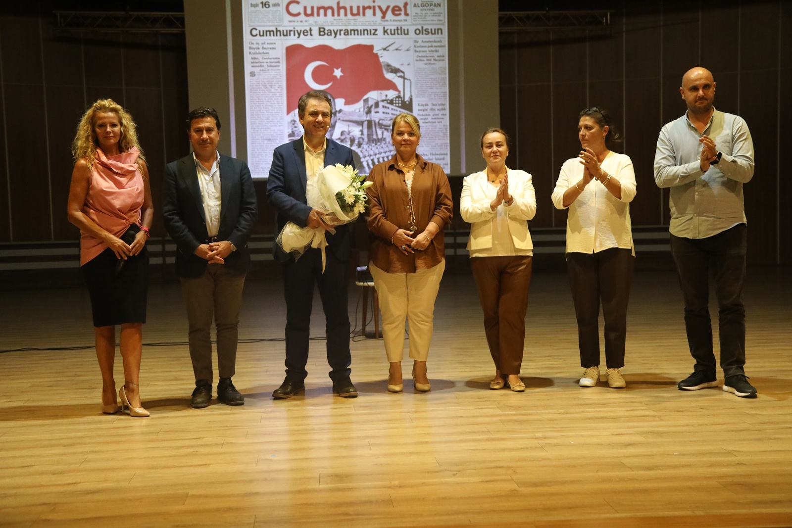 MEYDAN: “İŞİN ÖZNESİ MUSTAFA KEMAL ATATÜRK’TÜR” Bodrum Belediyesi’nce hazırlanan, Cumhuriyet’in