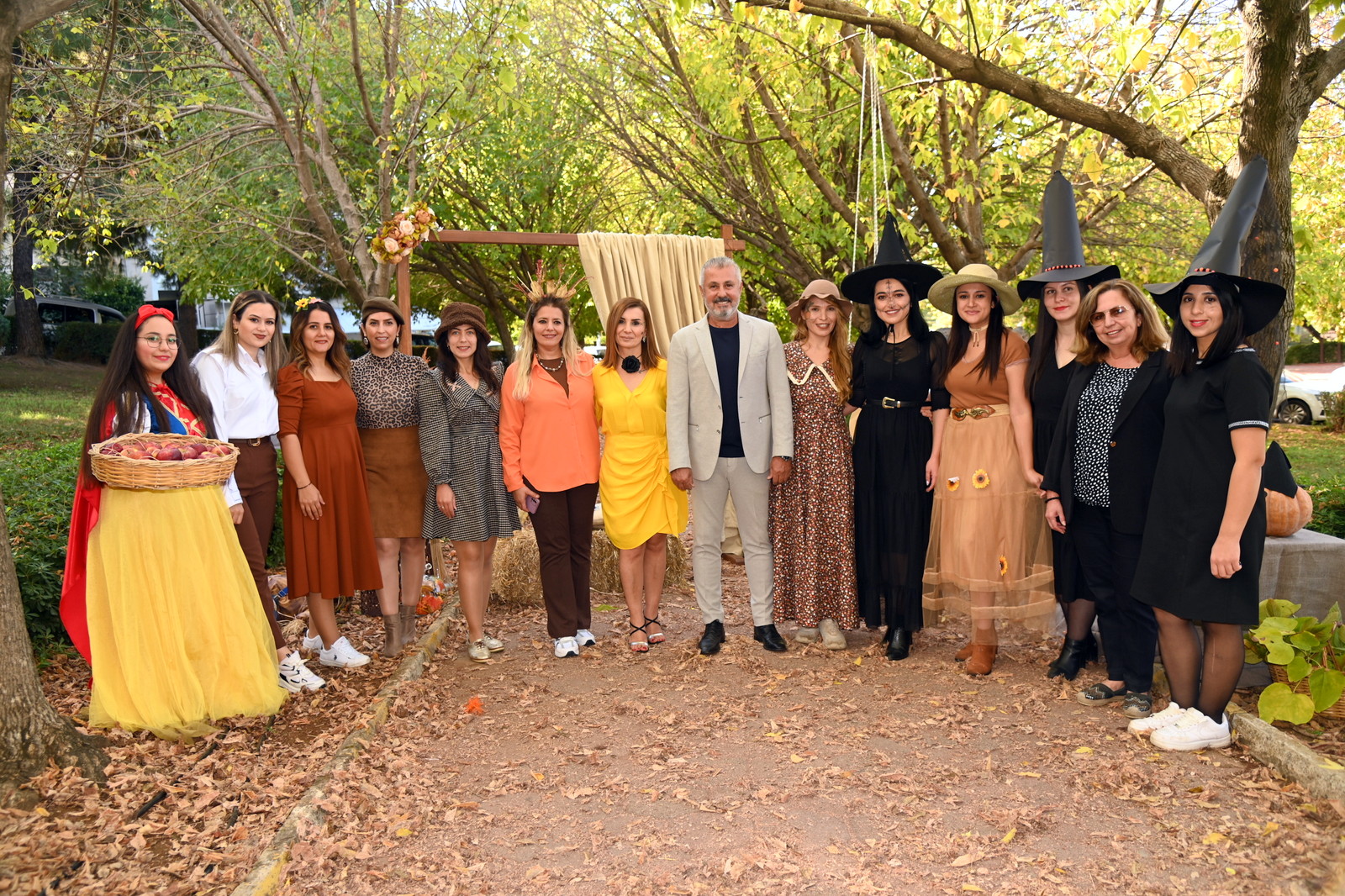 MİNİKLERDEN SONBAHAR ETKİNLİĞİ Manavgat Belediyesi Side Kreş ve Gündüz Bakımevi öğrencileri, Manavgat Belediyesi