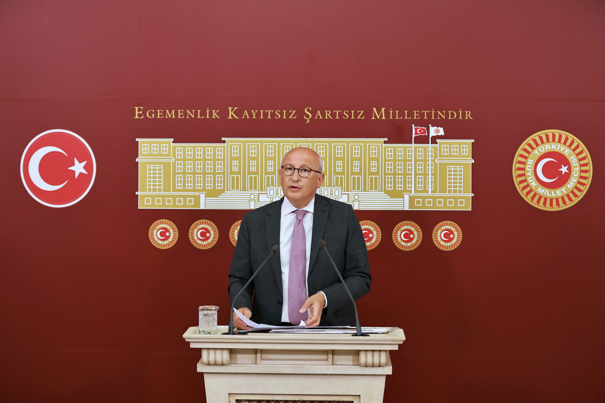 Gazetecilere tehdit, tutuklama; haberlere erişim engeli… Basın özgürlüğündeki ‘karatablo’ değişmiyor!CHP’li