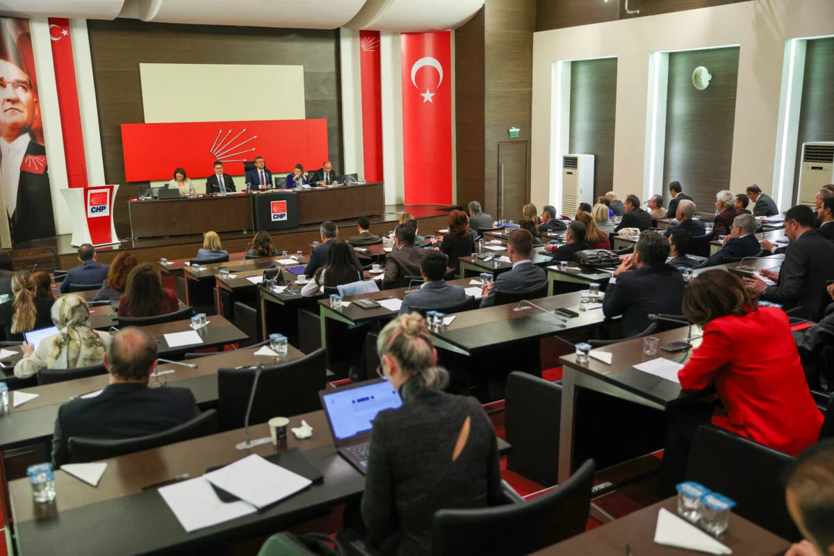  CHP, 31 Mart’ta yapılacak yerel seçimlerde aday göstereceği beşi büyükşehir olmak