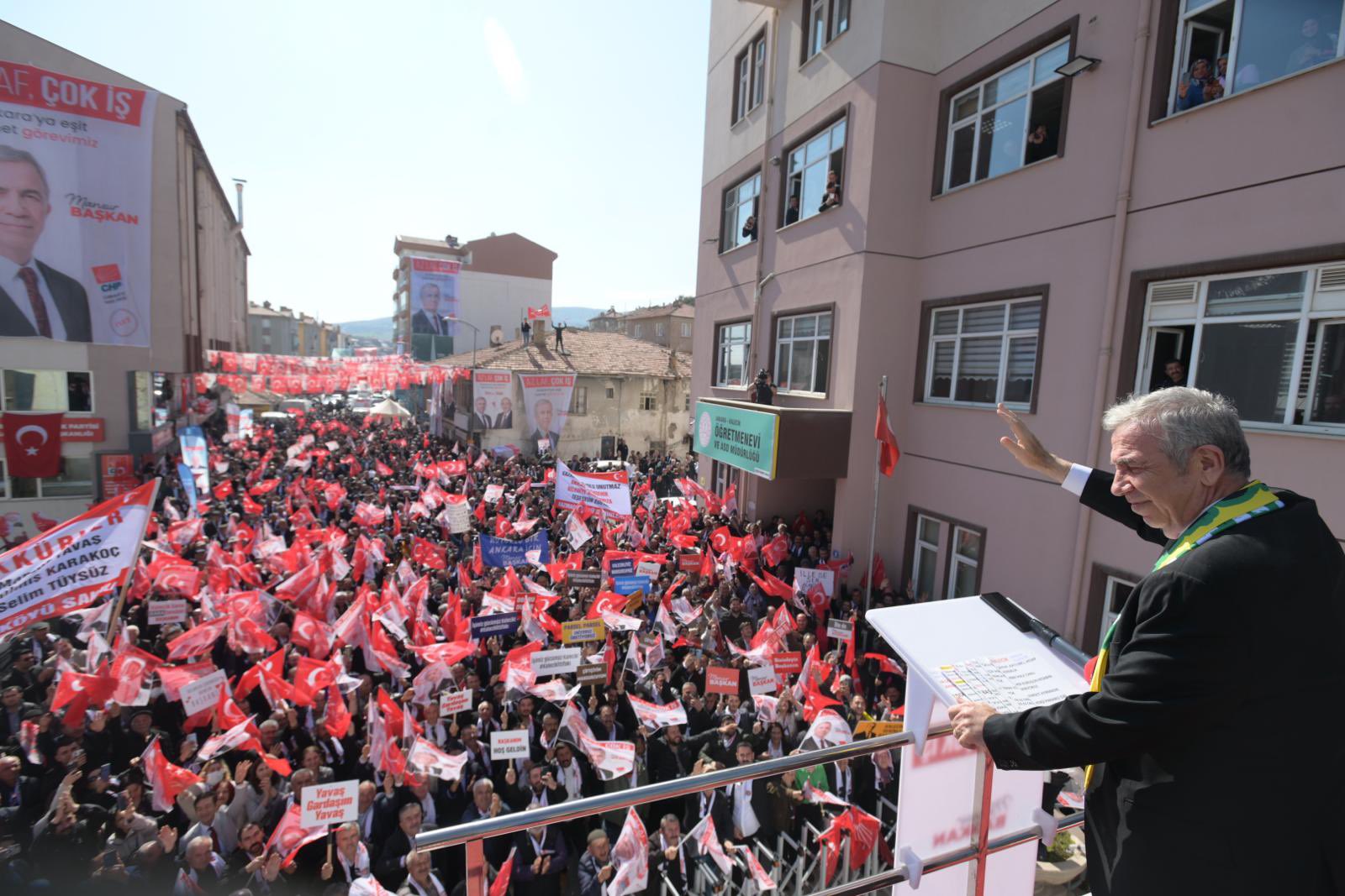 Kalecik ilçesinde Seçim Koordinasyon Merkezi (SKM) açılışına katılan Ankara Büyükşehir