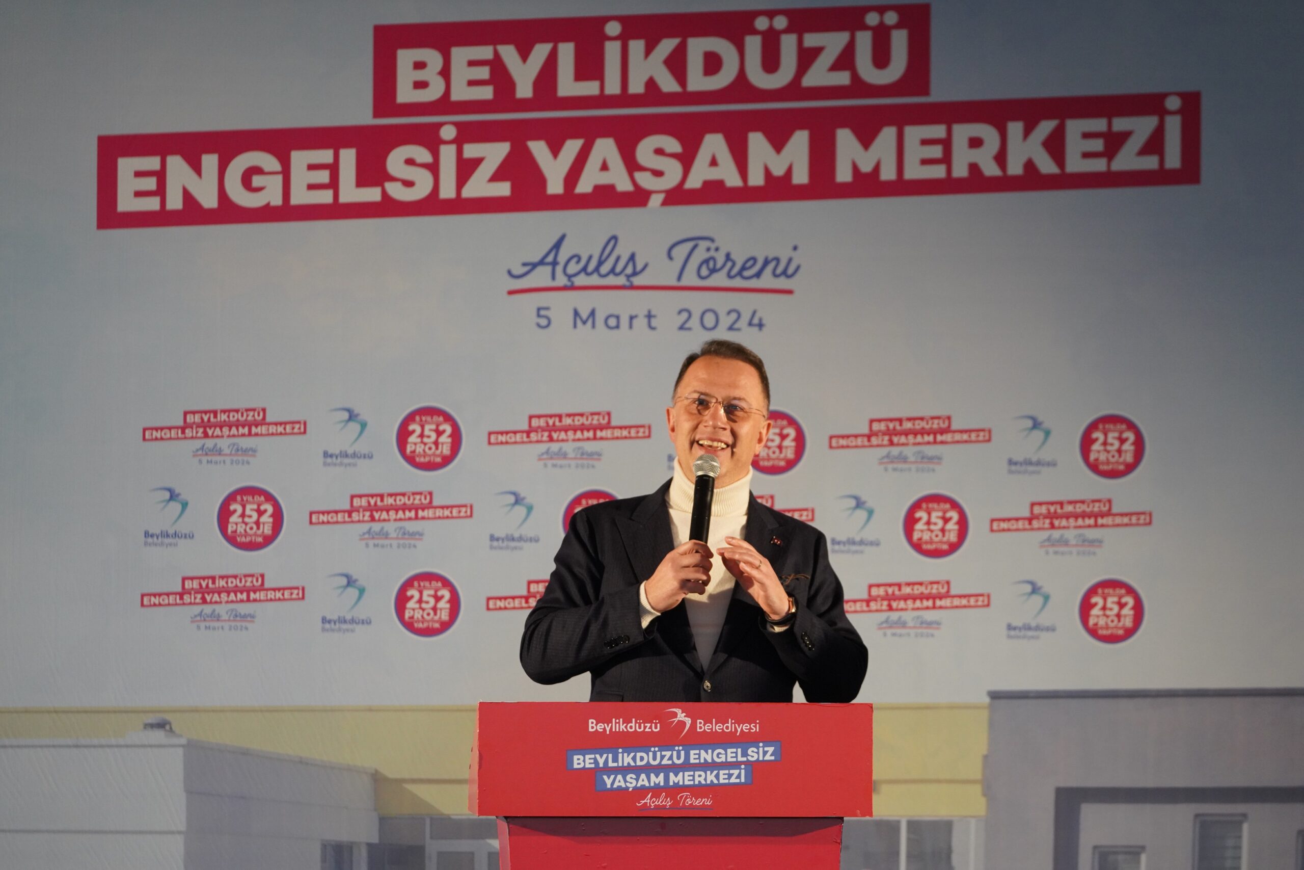 BEYLİKDÜZÜ ENGELSİZ YAŞAM MERKEZİ AÇILDI ÇALIK: BEYLİKDÜZÜ ENGELSİZ YAŞAM MERKEZİKALELERİMİZDEN