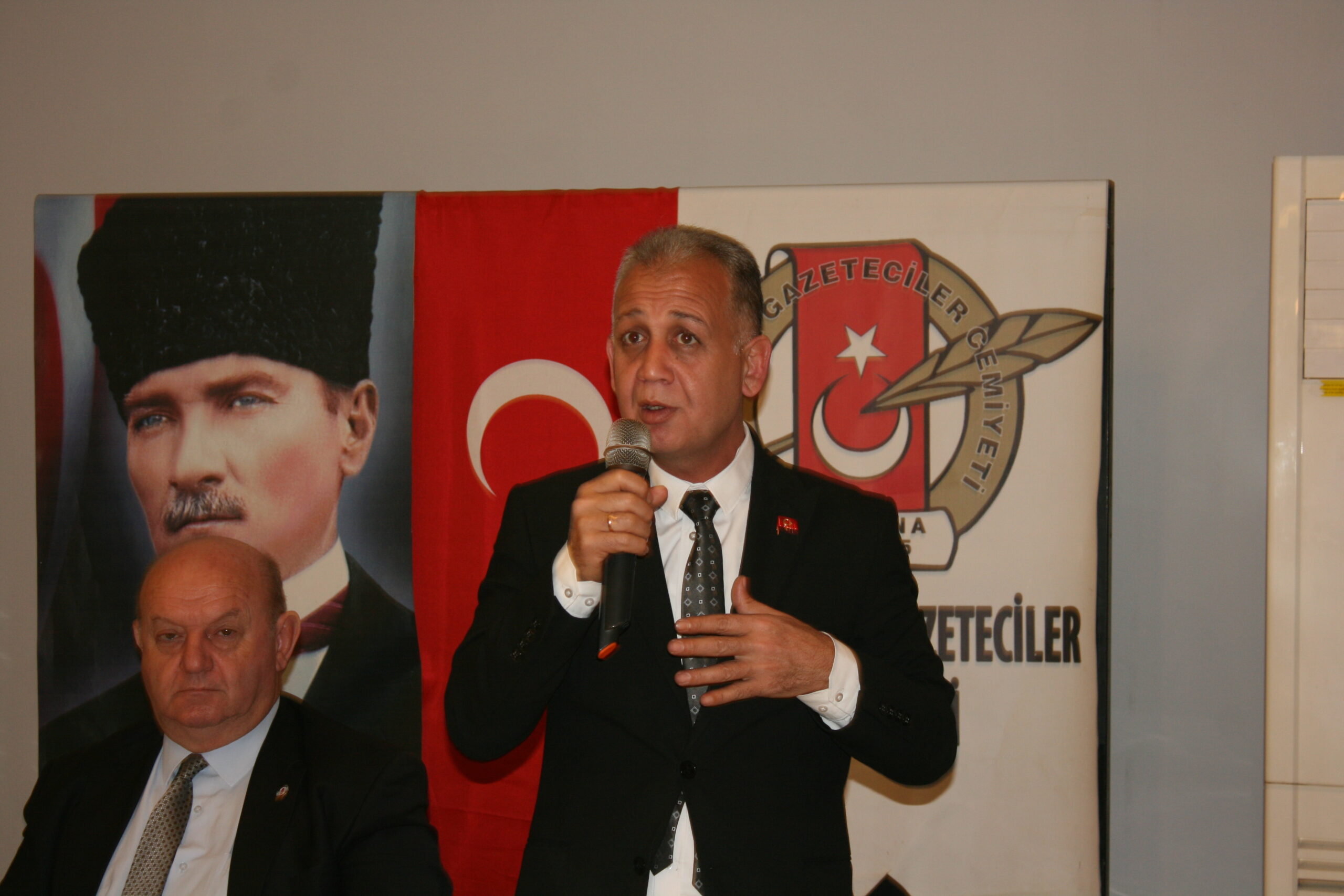 Cumhuriyet Halk Partisi (CHP) Sarıçam Belediye BaşkanAdayı Hüseyin Göçmen, Çukurova