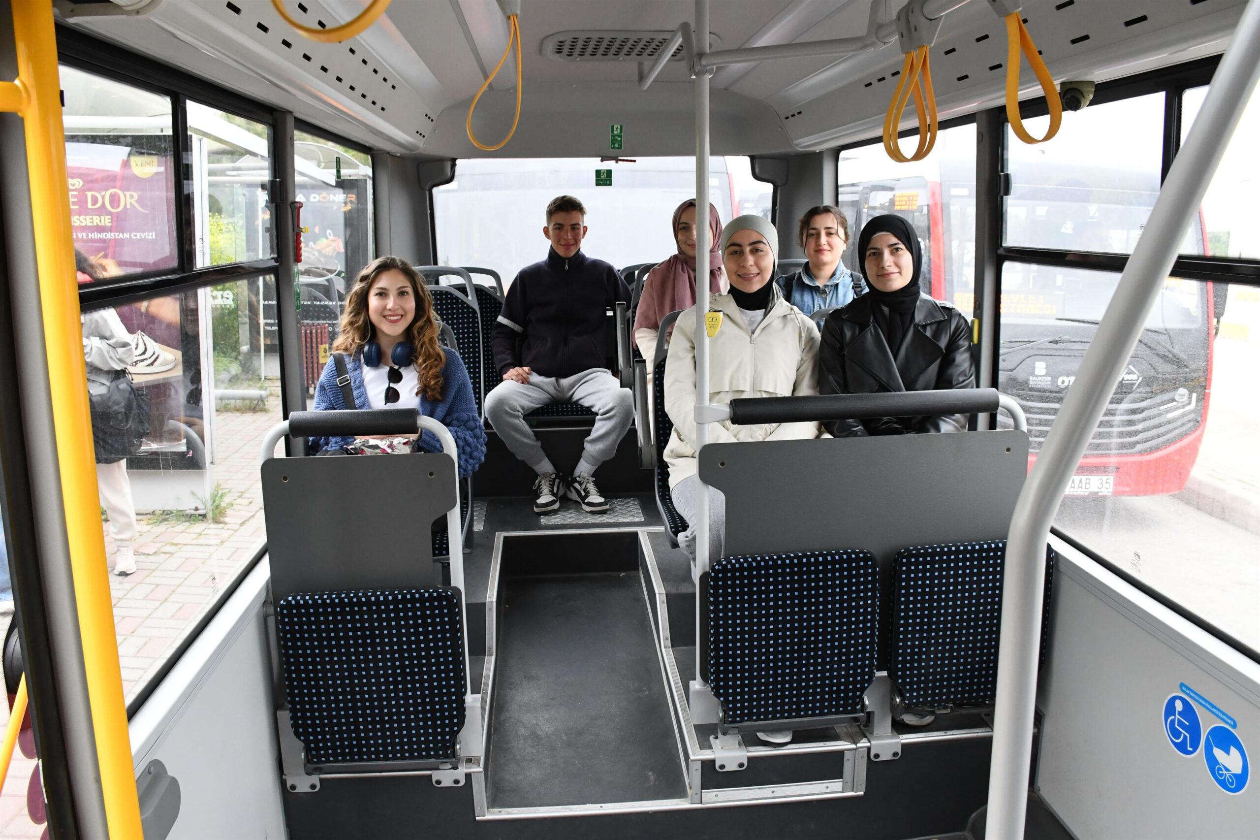 Öğrenciler, sınav yolunda ücretsiz ulaşımı 106 bin 204 kullandı Balıkesir