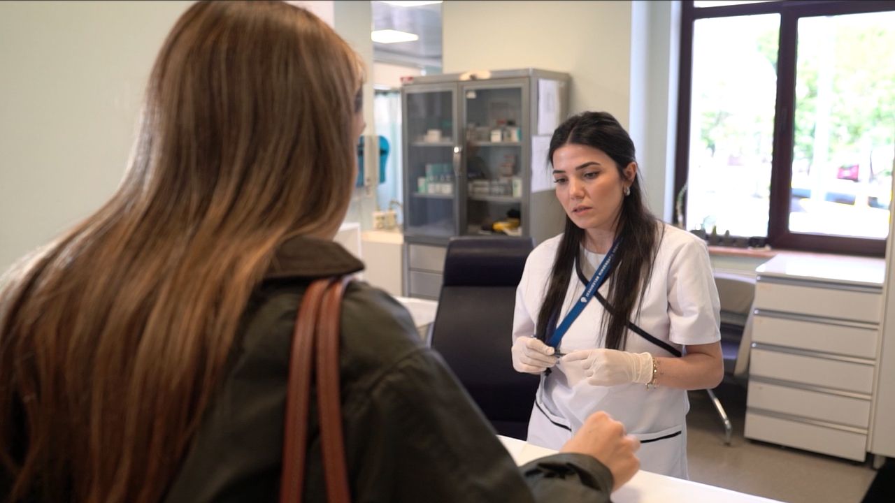 İstanbul Büyükşehir Belediyesi, ücretsiz HPV aşı uygulamasına başladı. Aşı ilk