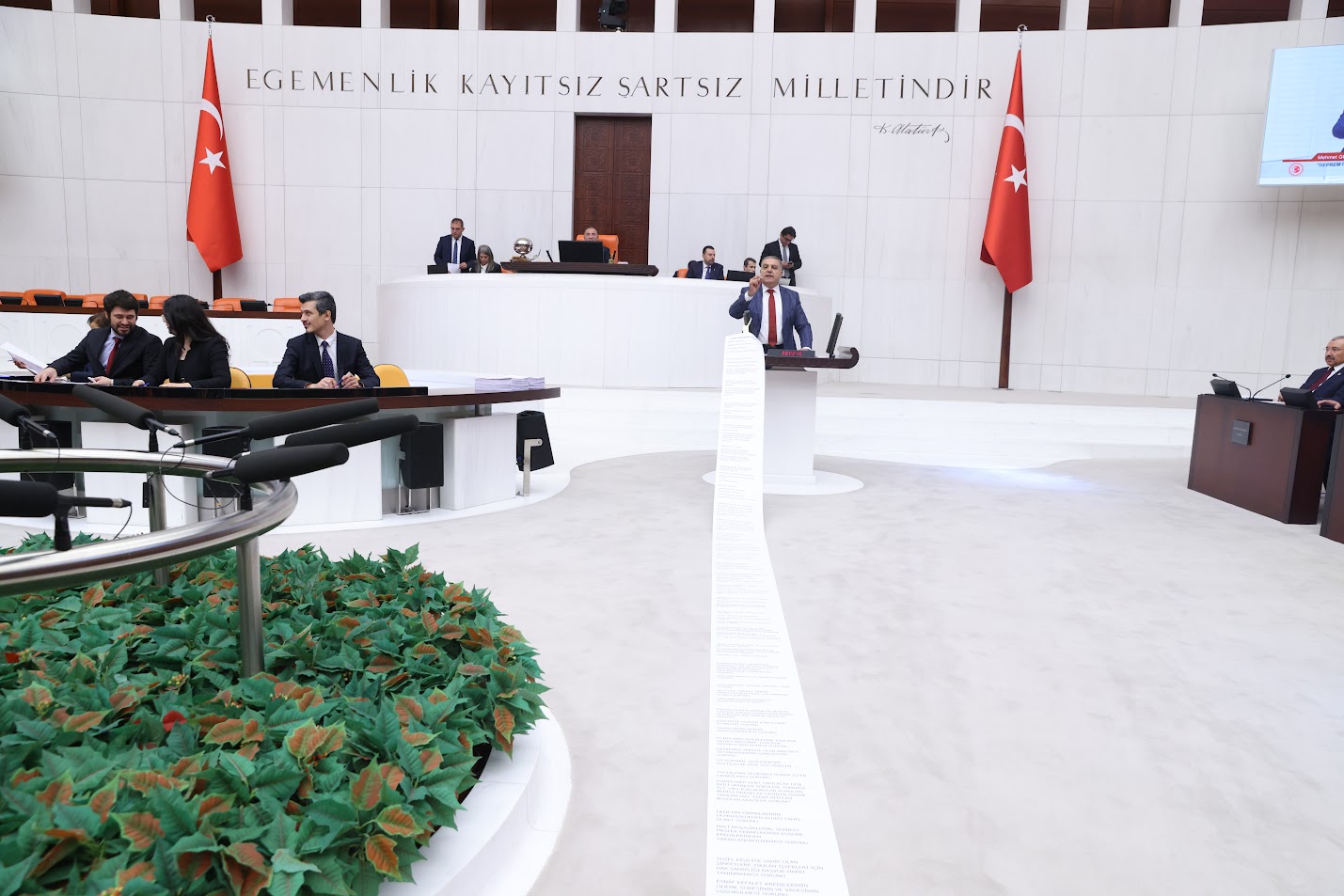 CHP Hatay Milletvekili Mehmet Güzelmansur TBMM’de Hatay’ın çığ gibi büyüyen