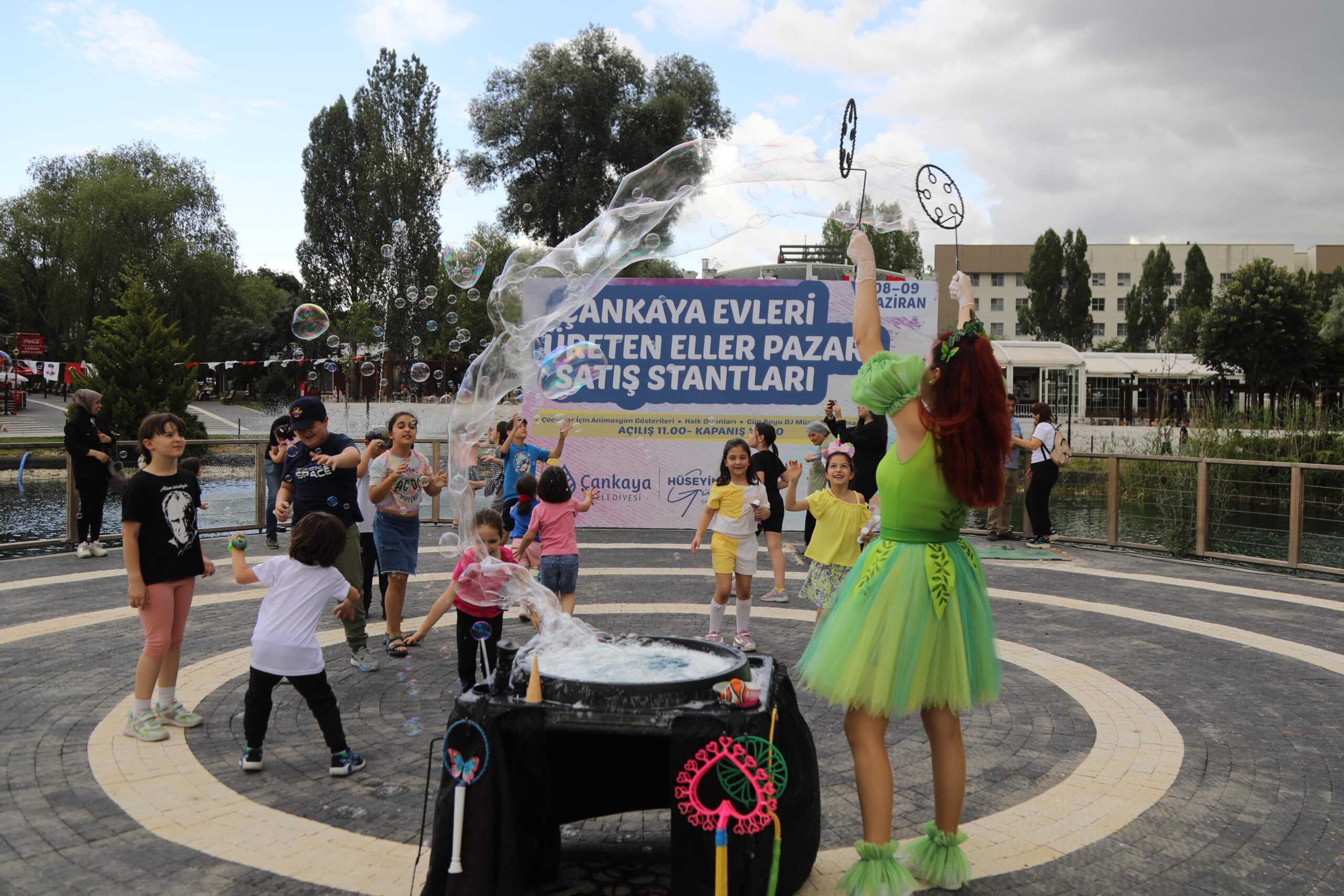 Çankaya Belediyesi Çankaya Evlerinde yıl boyu eğitim alan kursiyerlerin el