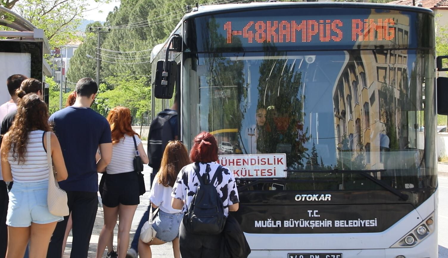Muğla Büyükşehir Belediyesi’nin ulaşımda öğretmenler ve 60-65 yaş arasıvatandaşlar için