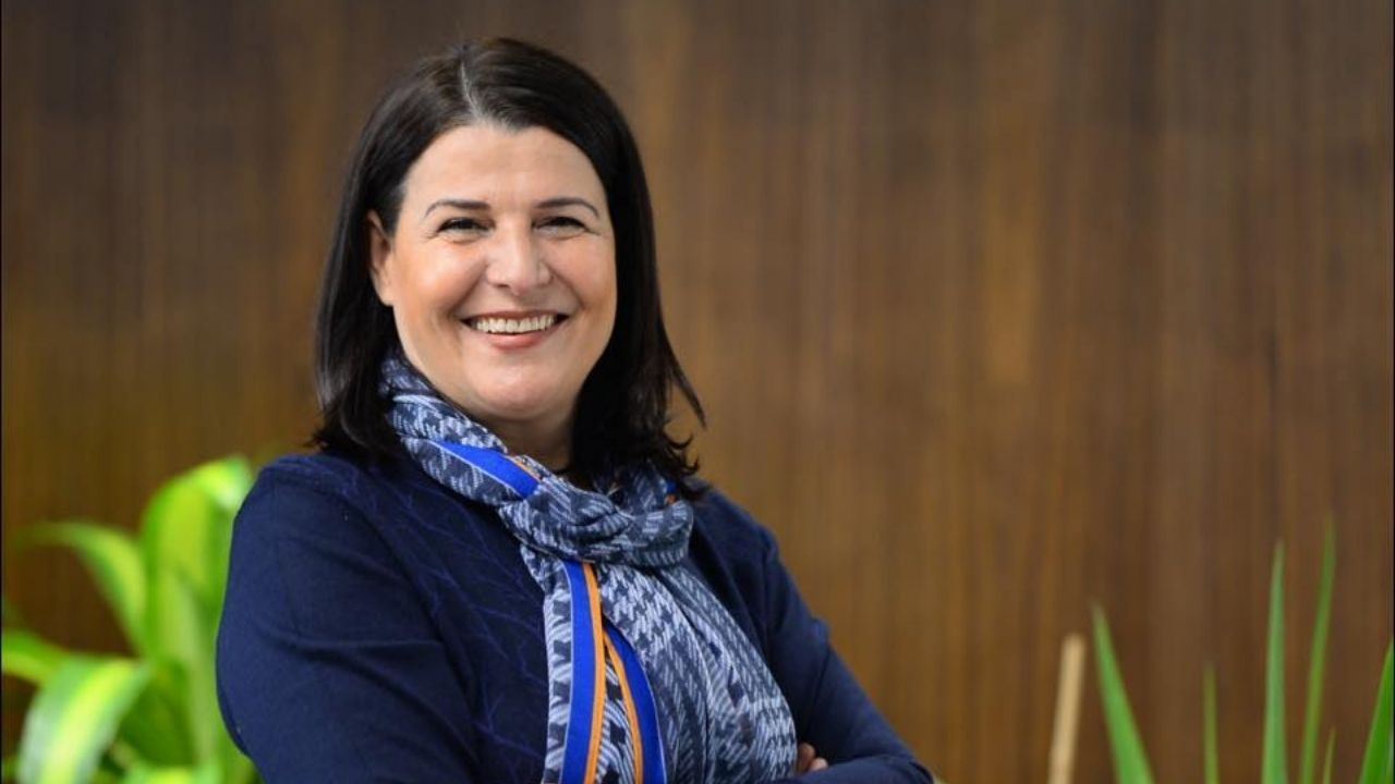 Foça’nın Foça’yı bilmez başkanı Saniye HANIM, Seçim sürecinde en önemli