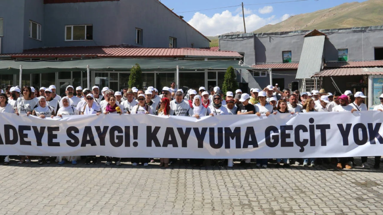 Kayyum gasbına karşı başlatılan “İradeye Saygı Yürüyüşü” 9’uncu gününde sona erdi.