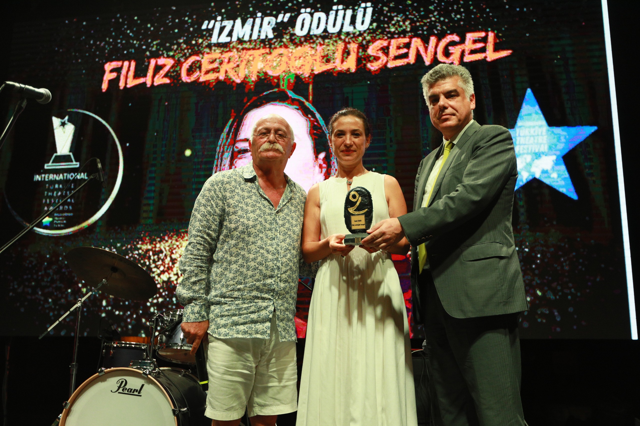 İzmir Büyükşehir Belediyesi ve Efes Selçuk Belediyesi desteği ile düzenlenen