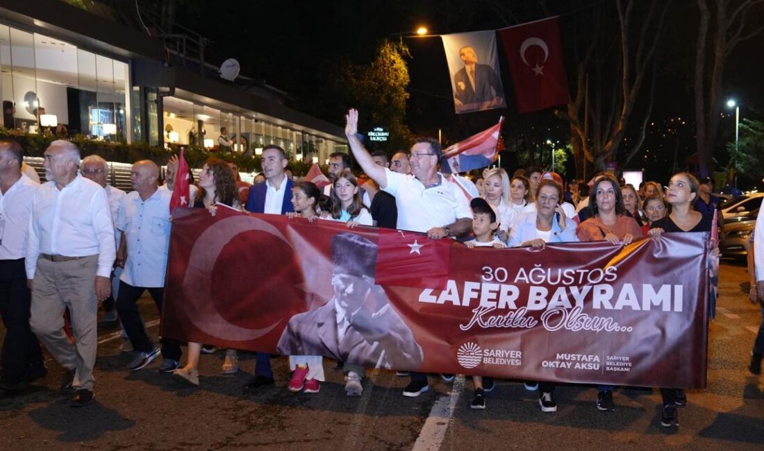 Bağımsızlık zaferinin 102. Yılı Sarıyer’de büyük bir coşku ile kutlandı.