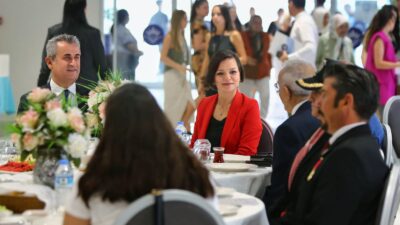 Karabağlar Belediye Başkanı Helil Kınay, 30 Ağustos Zafer Bayramı’nın 102.