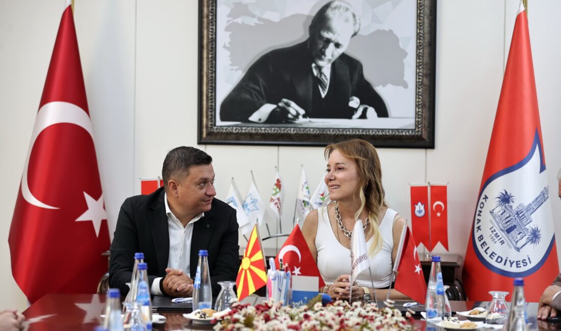 Konak Belediye Başkanı Nilüfer Çınarlı Mutlu, Gradsko Belediye Başkanı Kiro