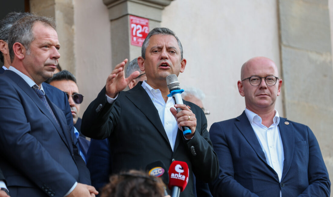 “BİZ GELİYORUZ, HAZIR OLSUNLAR” “TRT’NİN BAŞINDA LİYAKATLE GELEN BİR GENEL