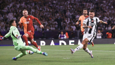 Süper Lig’de yeni sezon bu akşam oynanacak Galatasaray-Hatayspor maçıyla başlıyor.