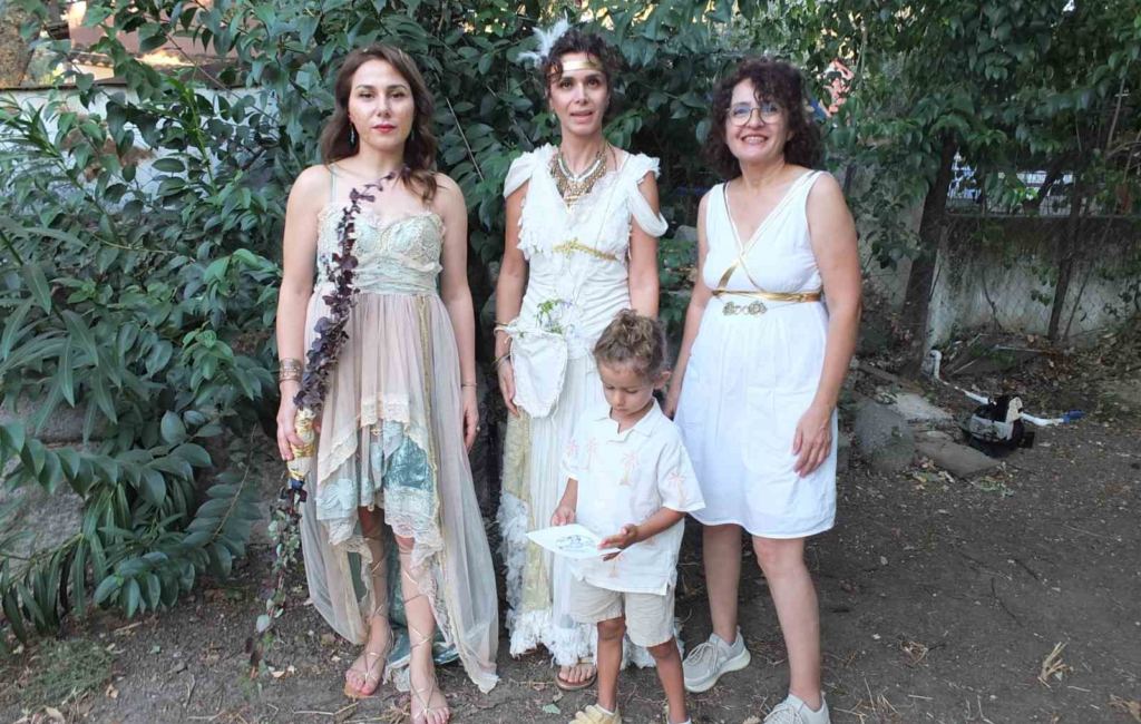 Antik Adramytteion kentinin bulunduğu Ören mahallesindeki etkinlik, Burhaniye’den başlayarak Edremit