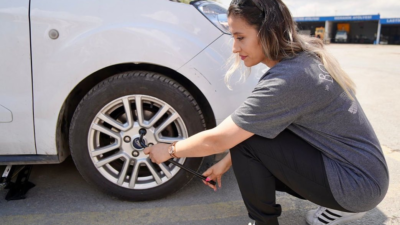 Avcılar Belediyesi’nin kadınlara her alanda eşitlik sağlama amacıyla başlattığı “Erkek